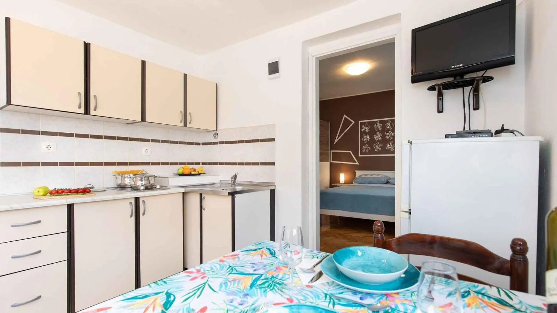 Apartment In Vrbnik/Island Krk 35842 크로아티아