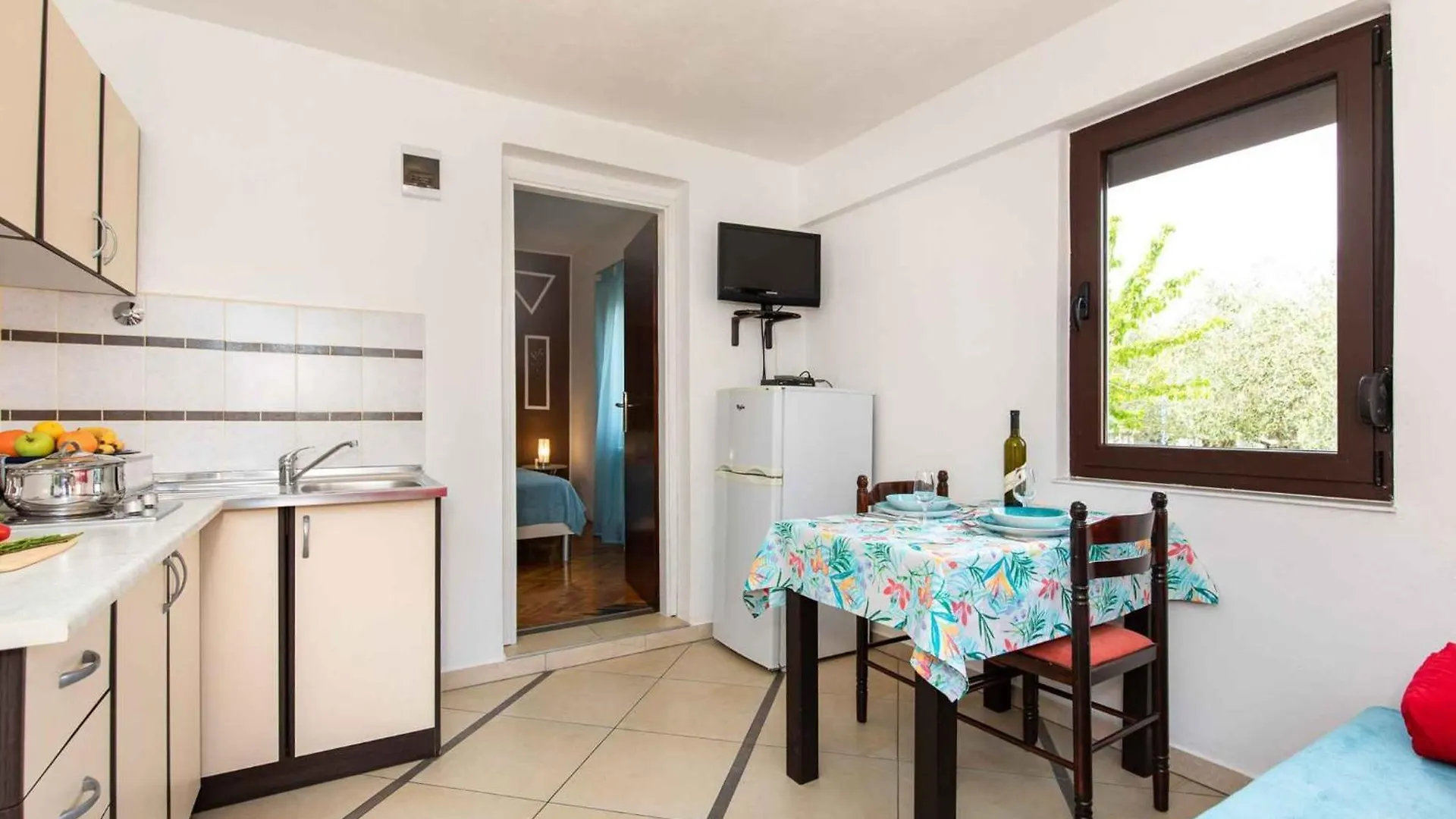 Apartment In Vrbnik/Island Krk 35842  비르브닉